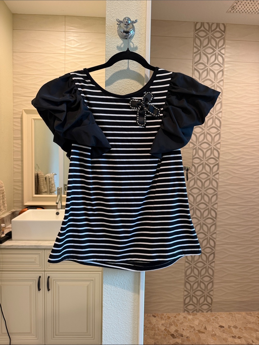 Black & White Striped Puff-Sleeve Women's Top